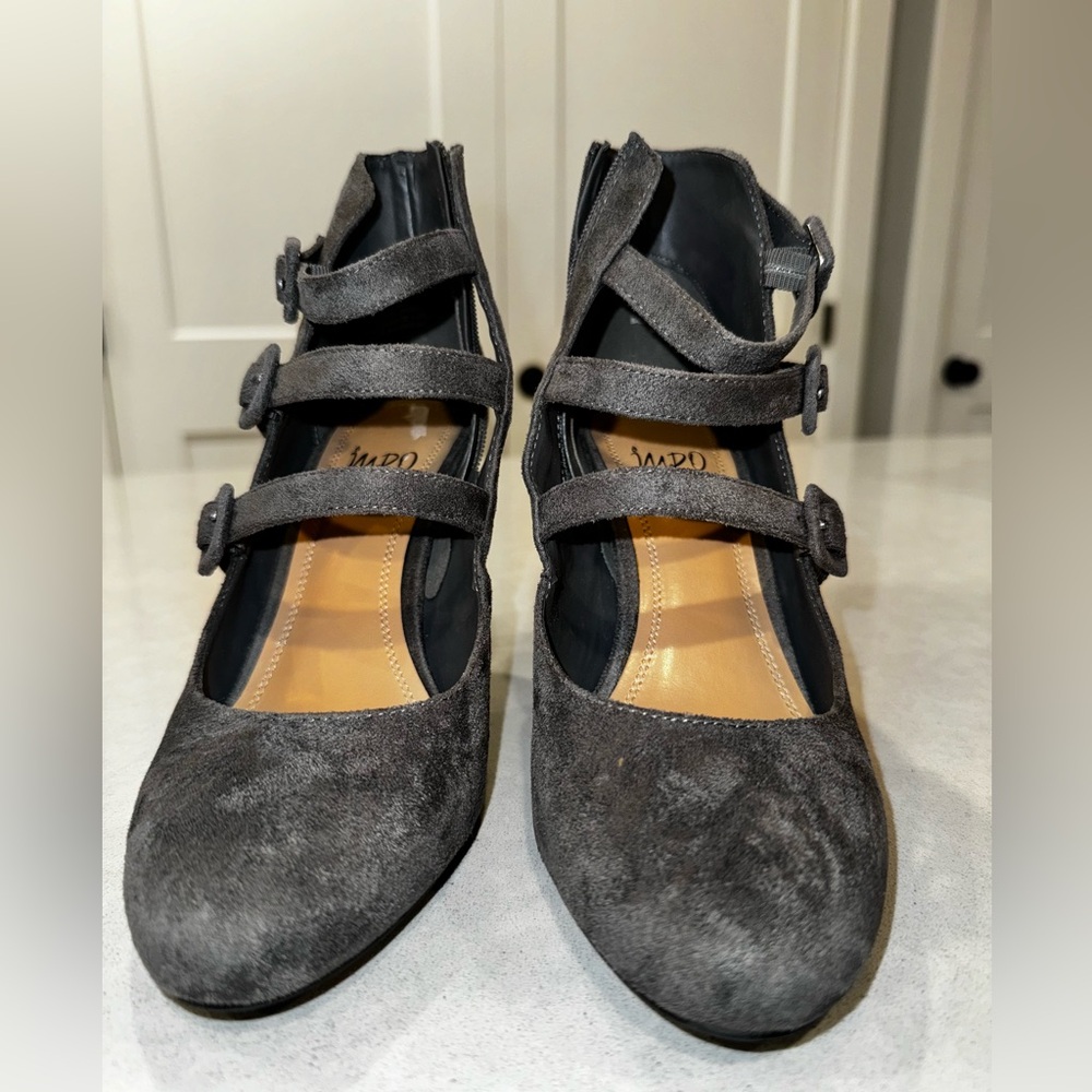 Gray suede Heels - Picture 3 of 4